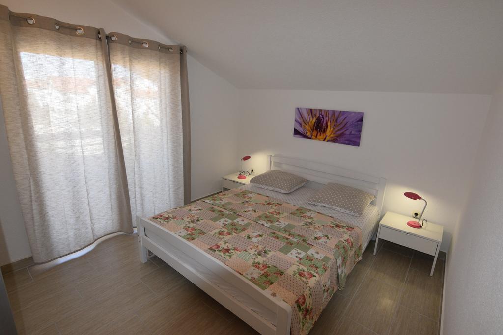 Apartments Batarilo Biograd Na Moru Extérieur photo