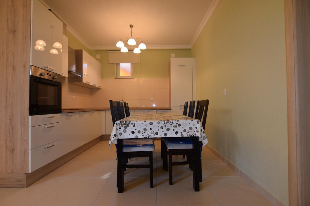 Apartments Batarilo Biograd Na Moru Extérieur photo