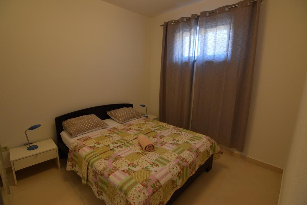 Apartments Batarilo Biograd Na Moru Extérieur photo