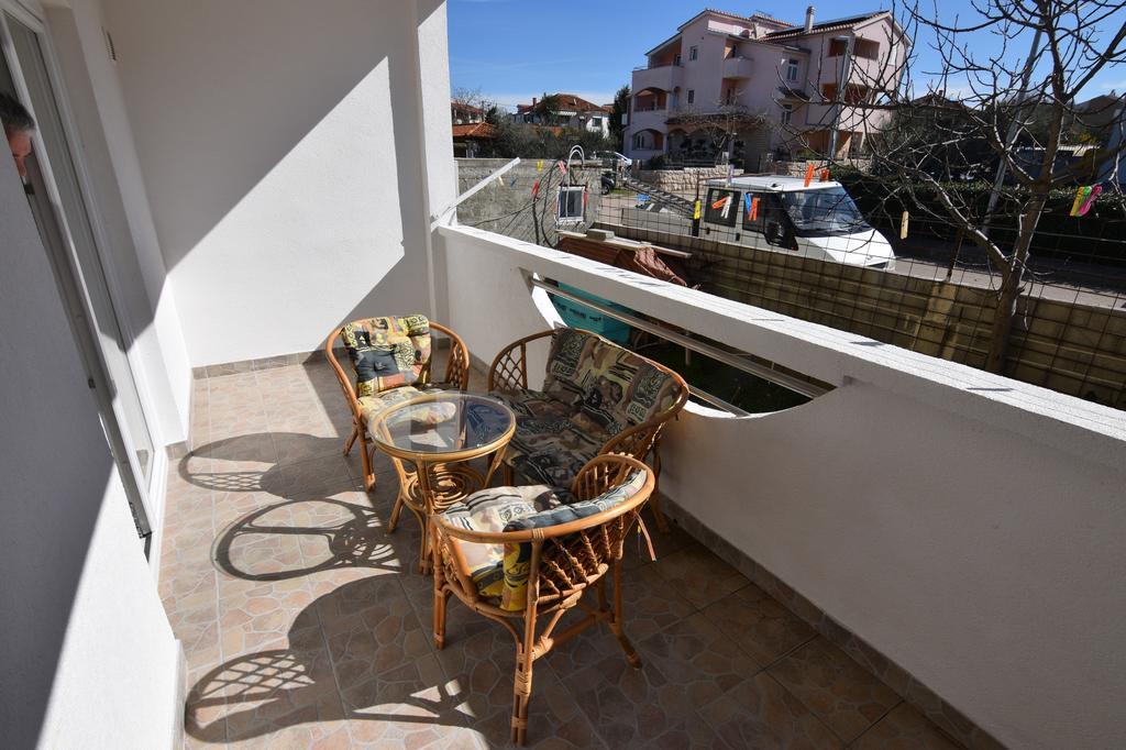 Apartments Batarilo Biograd Na Moru Extérieur photo