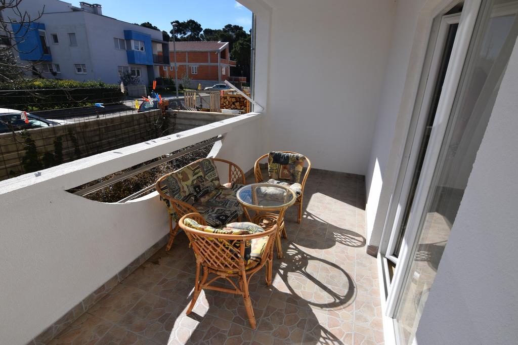 Apartments Batarilo Biograd Na Moru Extérieur photo