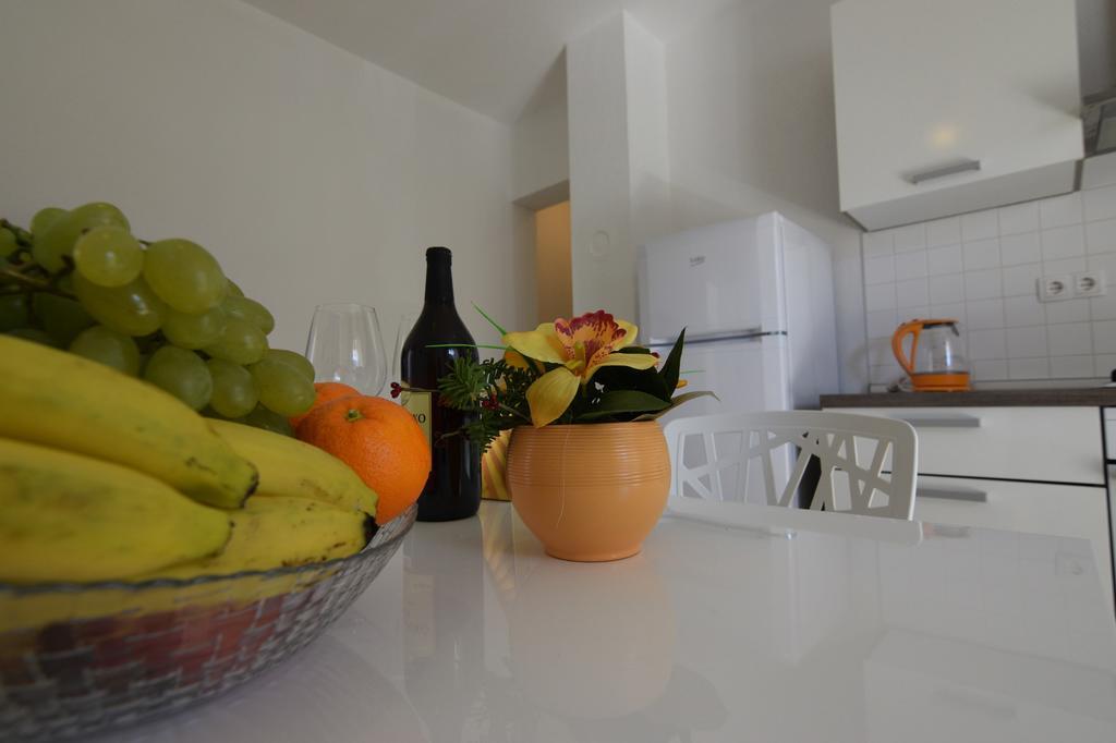 Apartments Batarilo Biograd Na Moru Extérieur photo
