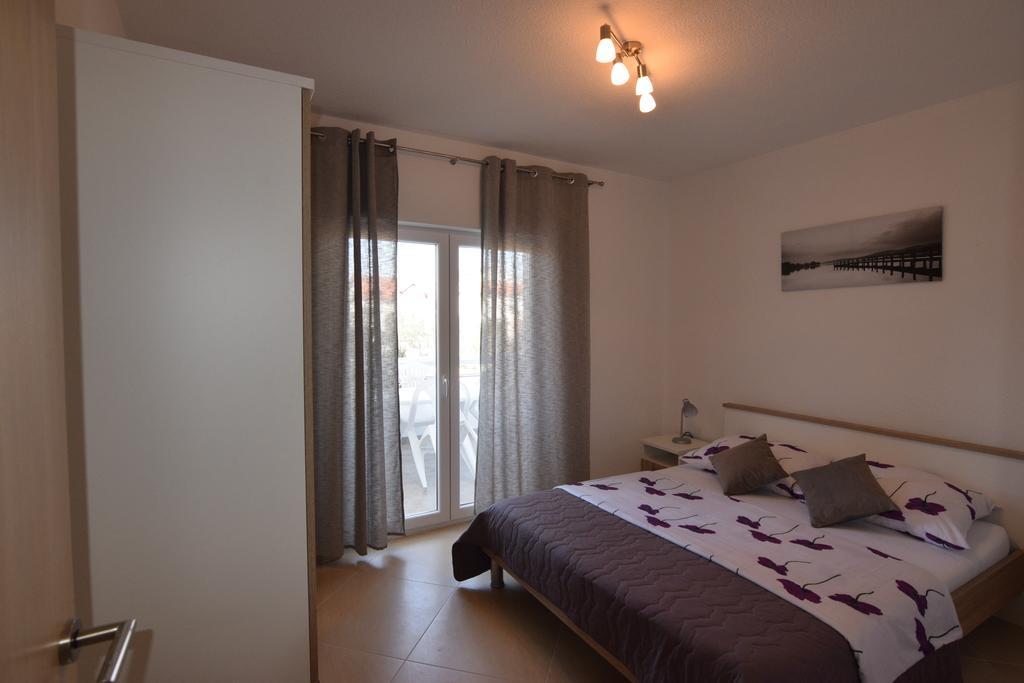 Apartments Batarilo Biograd Na Moru Extérieur photo