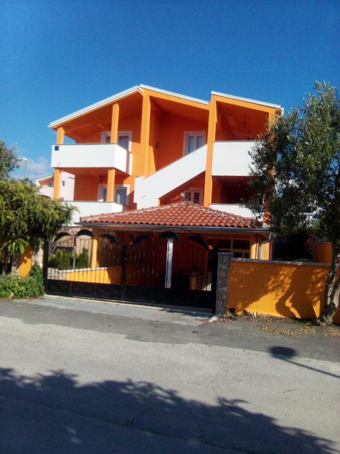 Apartments Batarilo Biograd Na Moru Extérieur photo